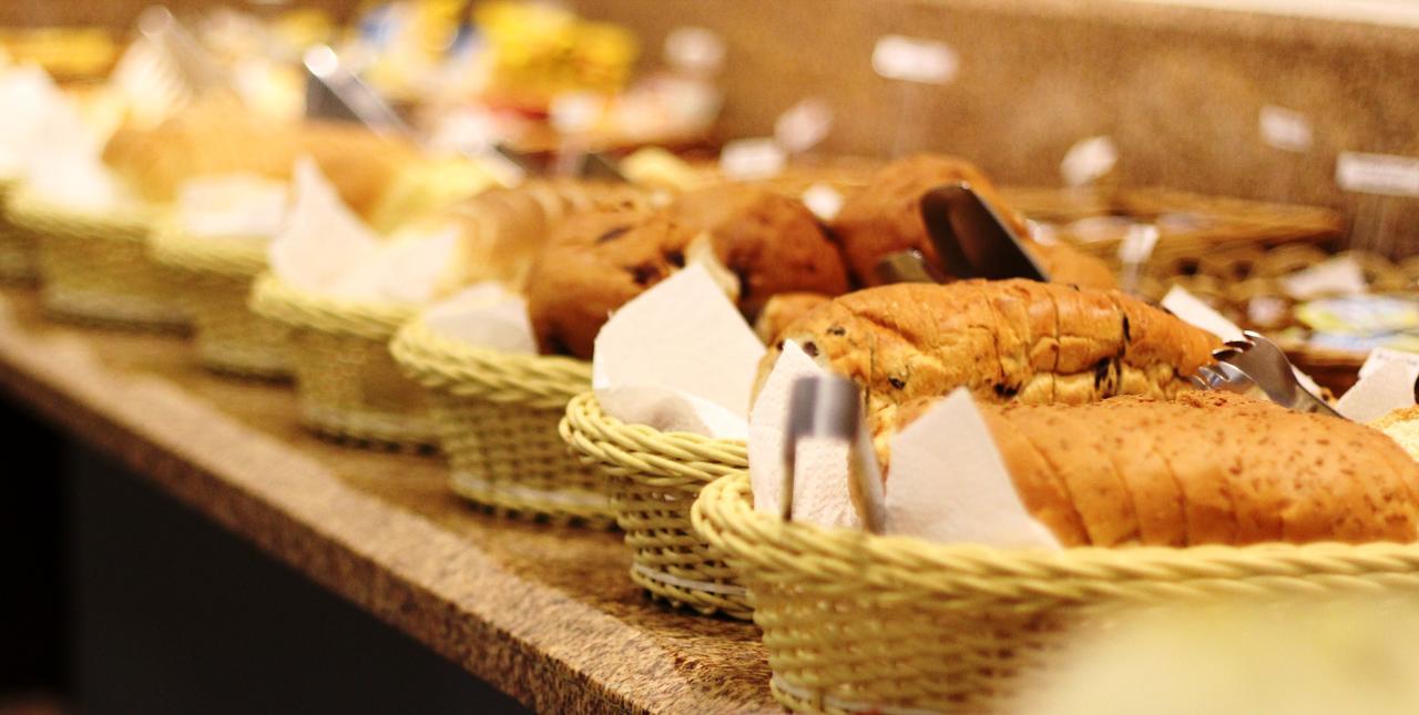 Villa De Holanda Parque Hotel โอลัมบรา ภายนอก รูปภาพ