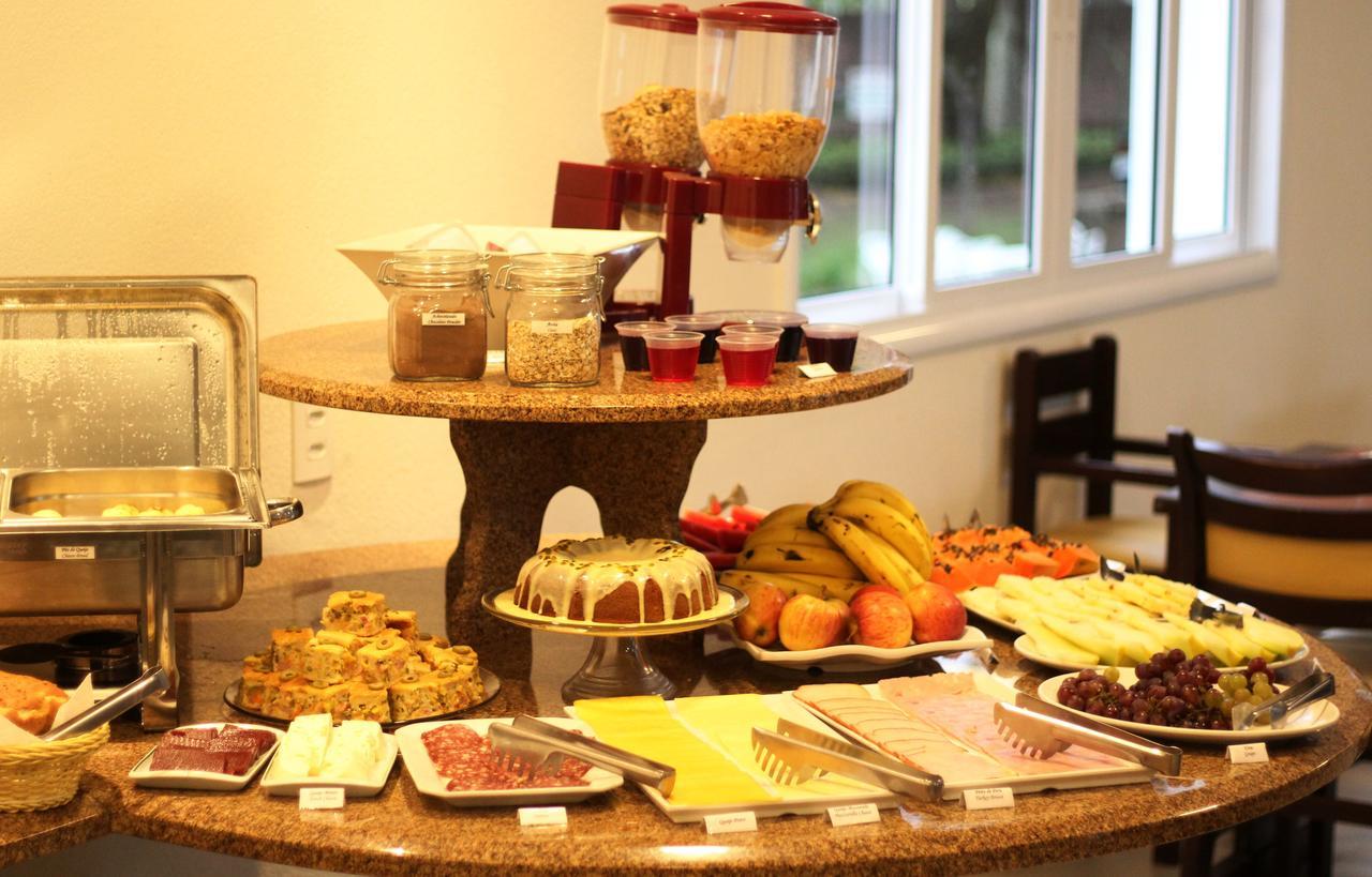 Villa De Holanda Parque Hotel โอลัมบรา ภายนอก รูปภาพ