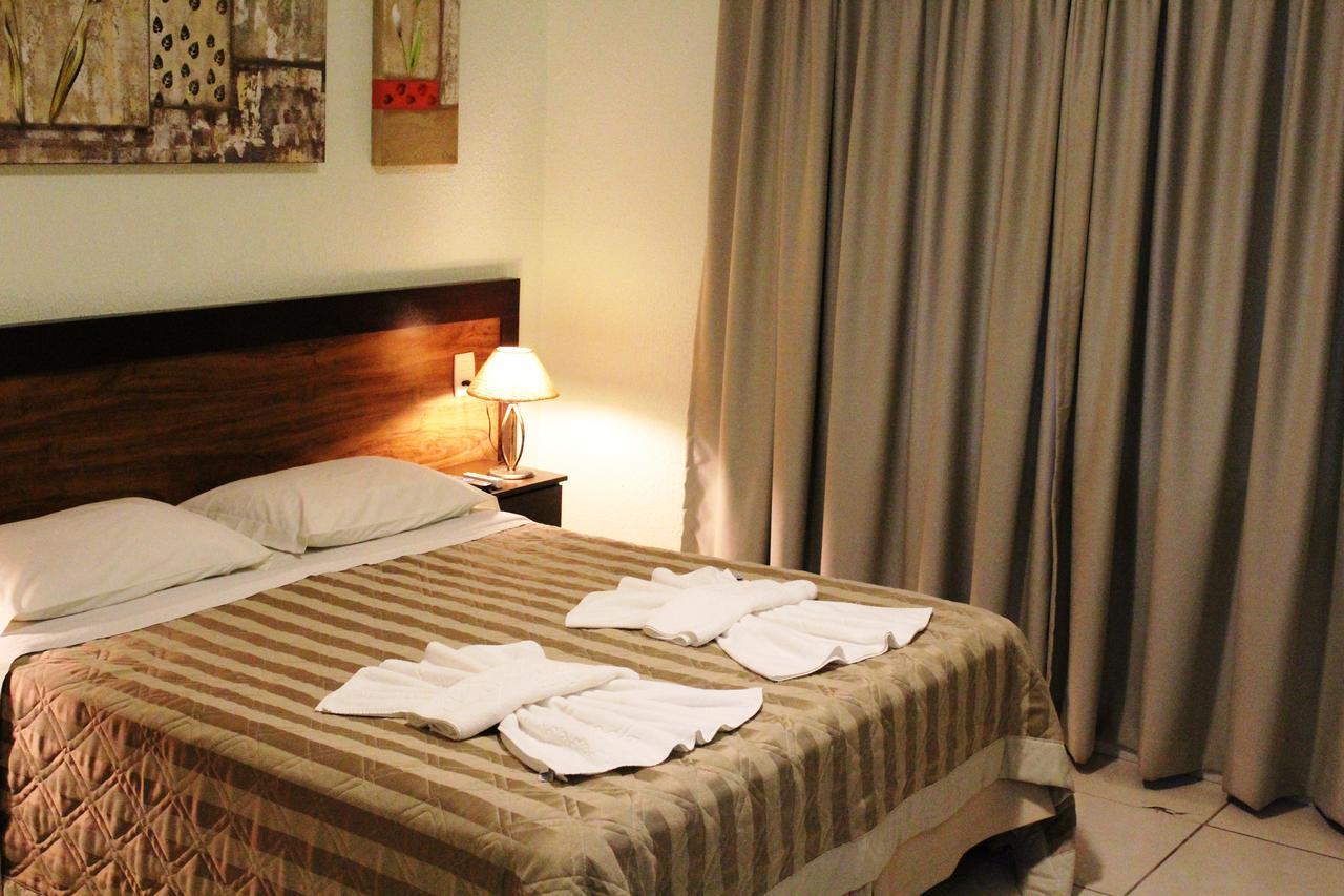 Villa De Holanda Parque Hotel โอลัมบรา ภายนอก รูปภาพ