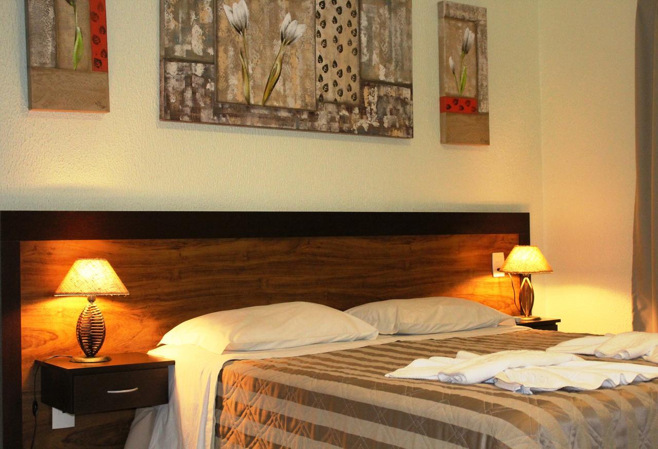 Villa De Holanda Parque Hotel โอลัมบรา ภายนอก รูปภาพ